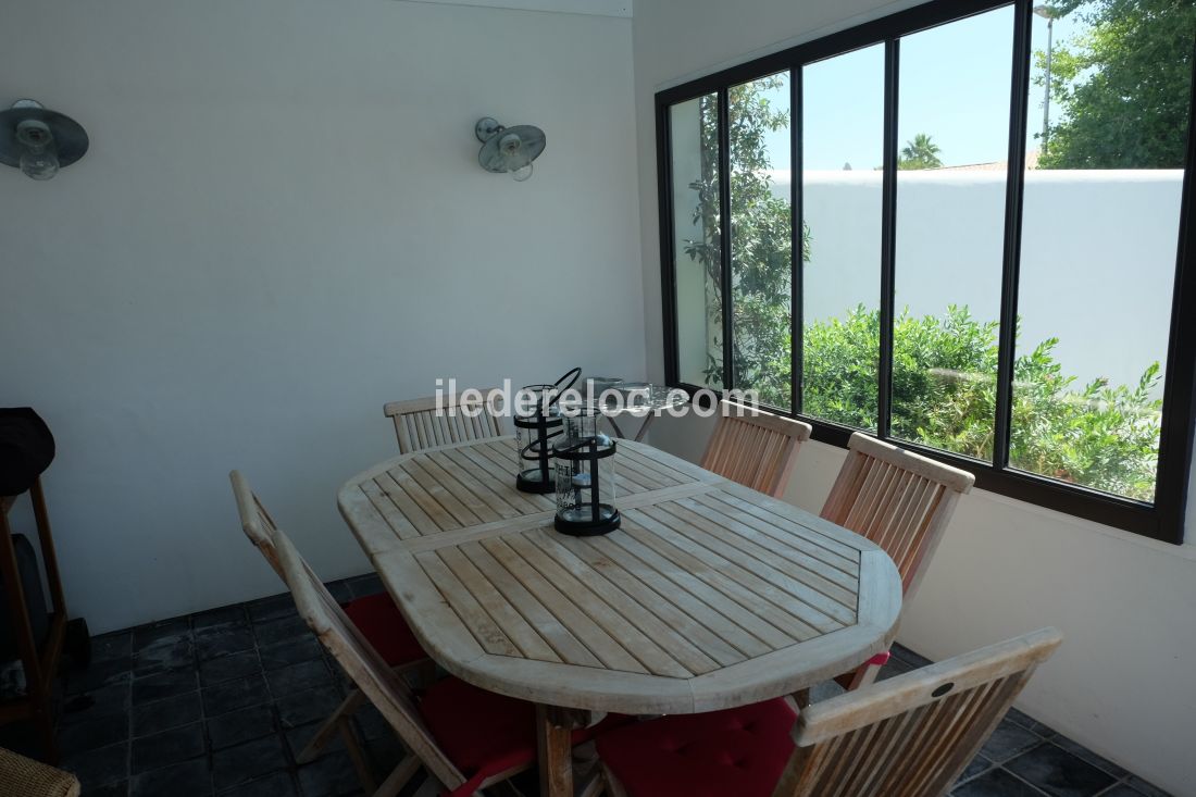 Photo 5 : TERRASSE d'une maison située à Saint-Clément-des-Baleines, île de Ré.