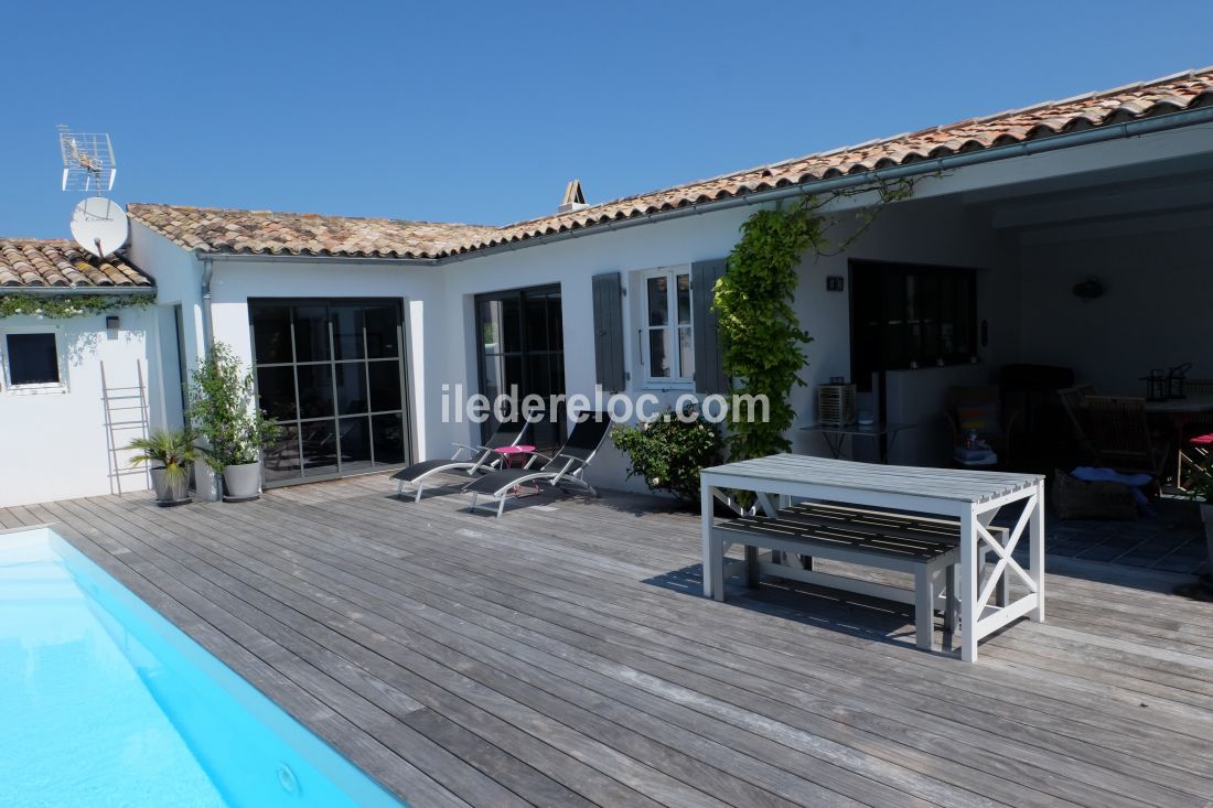 Photo 2 : PISCINE d'une maison située à Saint-Clément-des-Baleines, île de Ré.