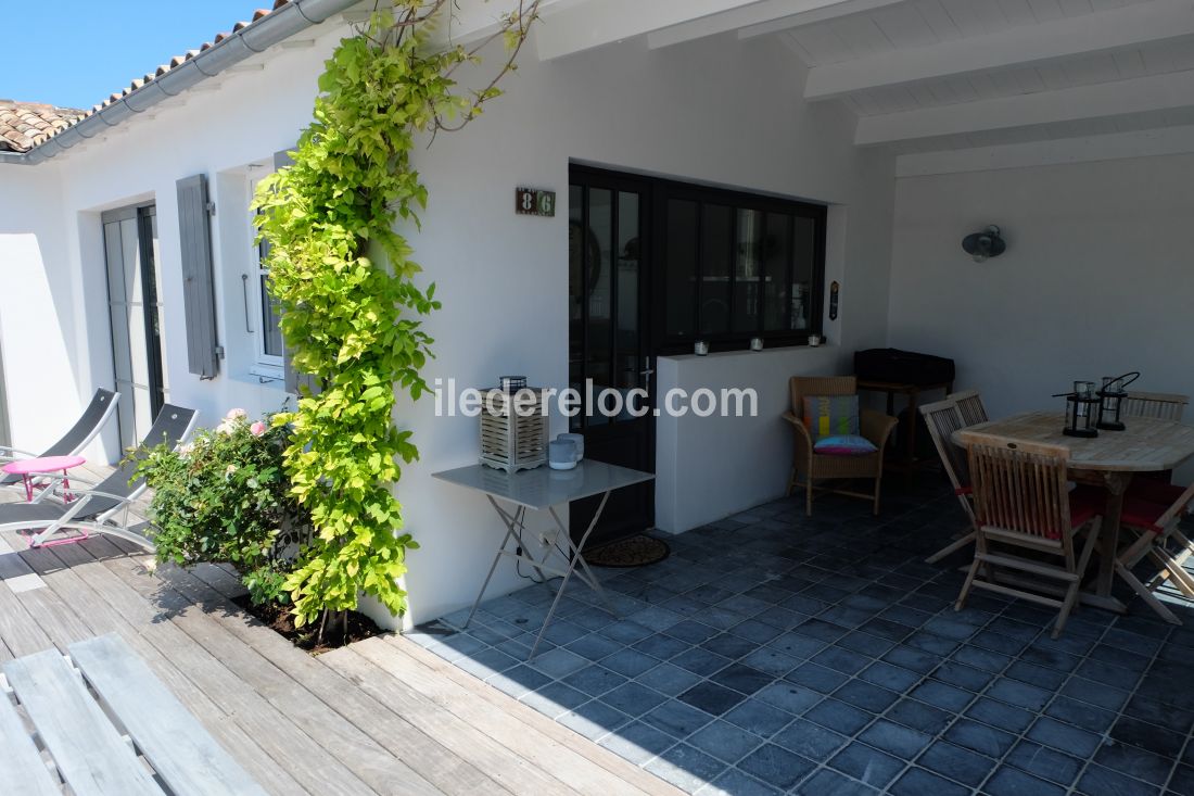 Photo 7 : TERRASSE d'une maison située à Saint-Clément-des-Baleines, île de Ré.