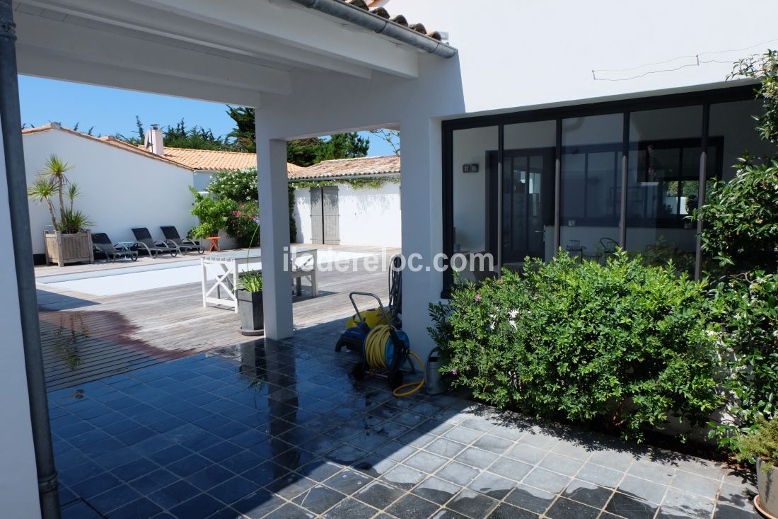 Photo 3 : ENTREE d'une maison située à Saint-Clément-des-Baleines, île de Ré.