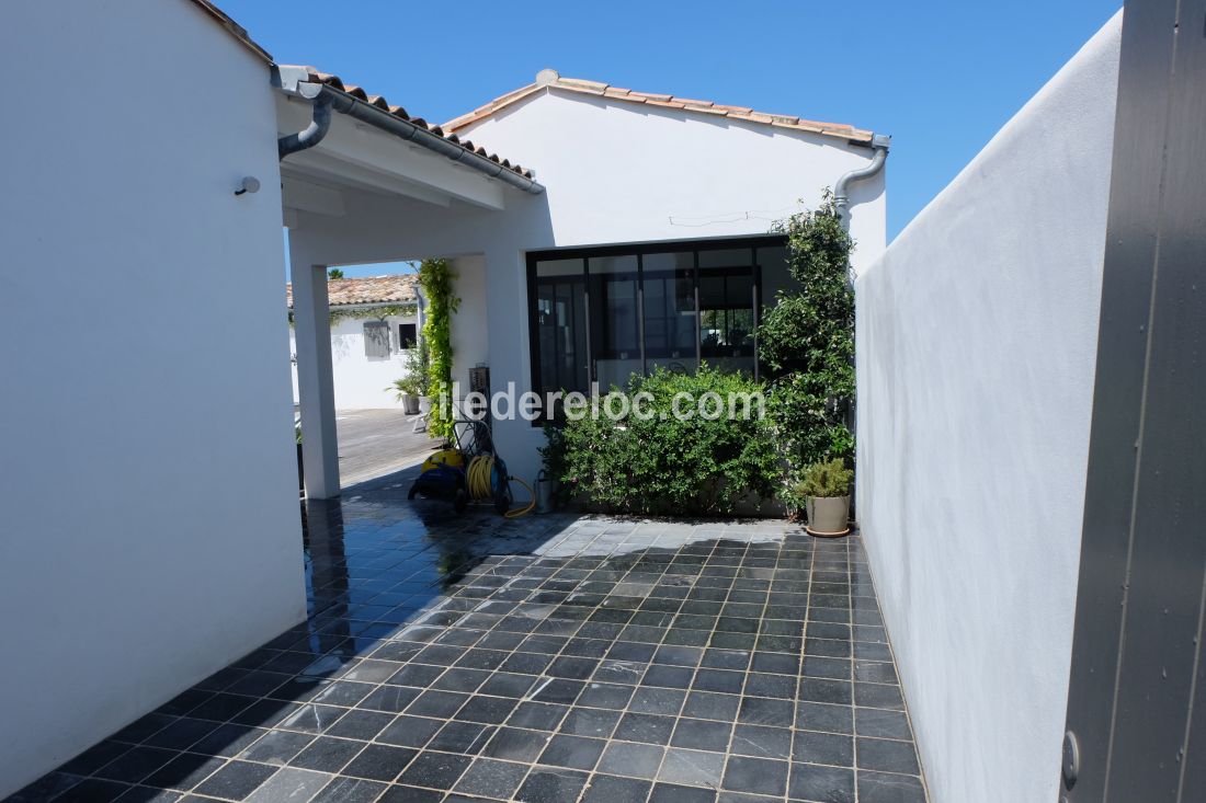 Photo 4 : ENTREE d'une maison située à Saint-Clément-des-Baleines, île de Ré.