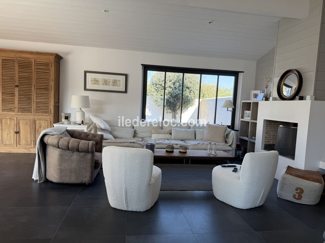 Photo 14 : NC d'une maison situ&eacute;e &agrave; Saint-Cl&eacute;ment-des-Baleines, &icirc;le de R&eacute;.