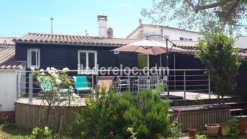 Photo 3 : TERRASSE d'une maison située à Le Bois-Plage-en-Ré, île de Ré.