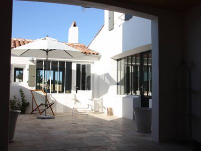 Photo 1 : NC d'une maison située à Saint-Clement, île de Ré.