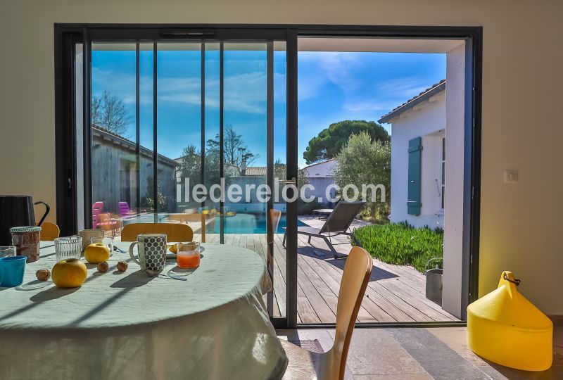 Photo 13 : TERRASSE d'une maison située à La Couarde-sur-mer, île de Ré.