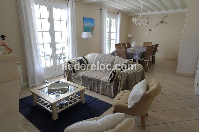 Photo 21 : SEJOUR d'une maison située à Le Bois-Plage-en-Ré, île de Ré.