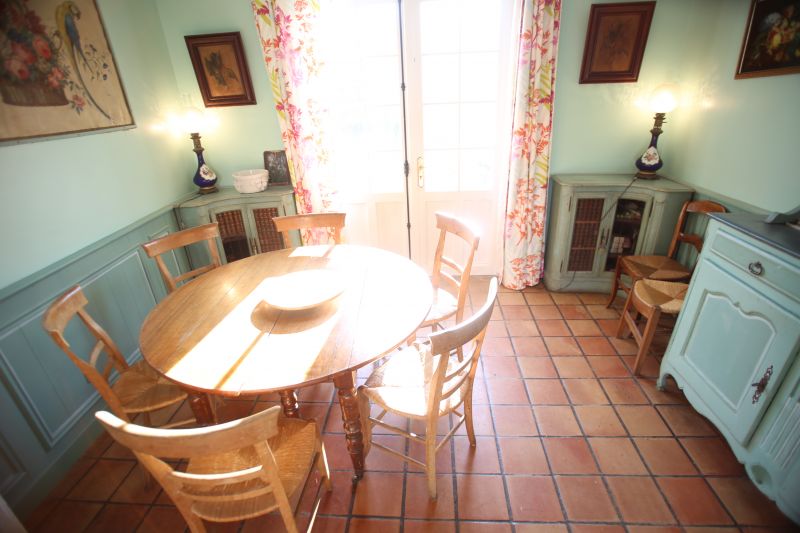 Photo 9 : SEJOUR d'une maison située à Loix, île de Ré.