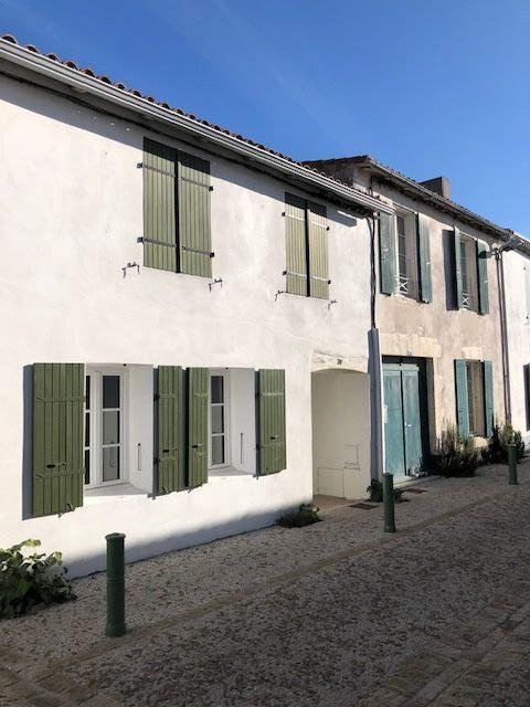 Photo 2 : EXTERIEUR d'une maison située à La Flotte-en-Ré, île de Ré.