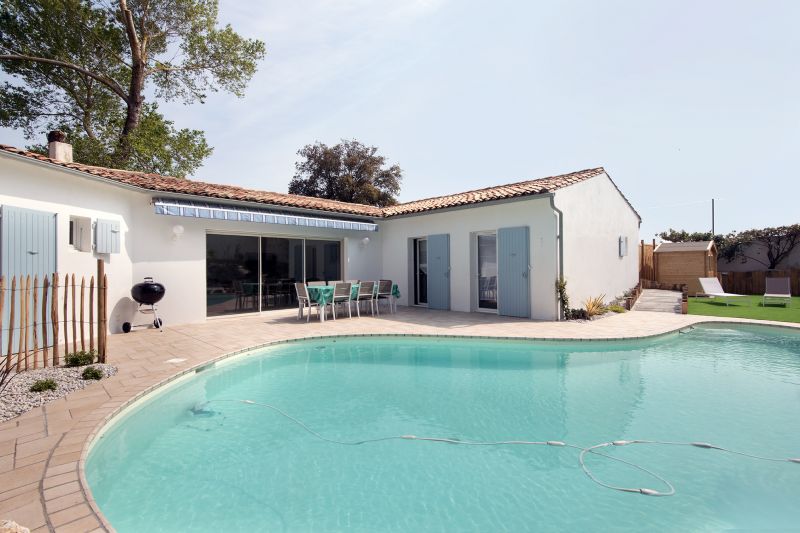 Photo 2 :  d'une maison située à Le Bois-Plage-en-Ré, île de Ré.