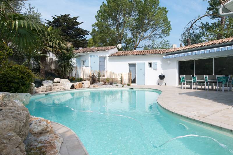 Photo 1 :  d'une maison située à Le Bois-Plage-en-Ré, île de Ré.