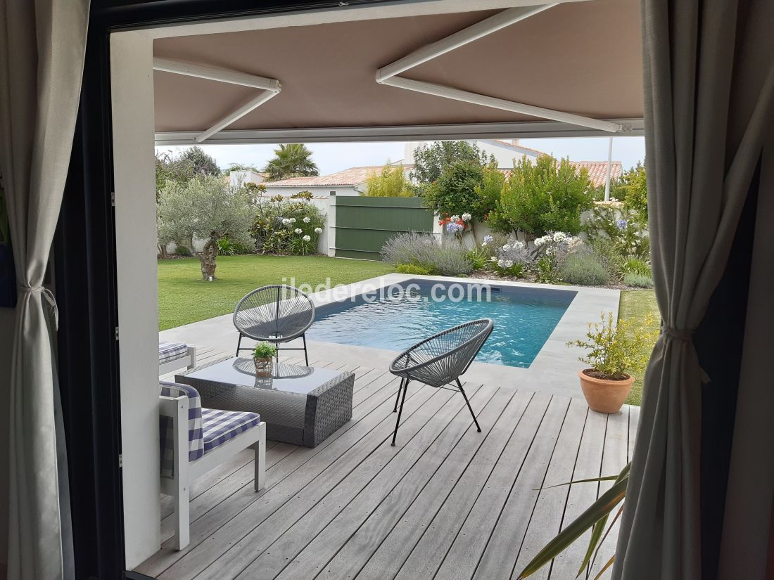 Photo 4 : TERRASSE d'une maison située à Sainte-Marie-de-Ré, île de Ré.