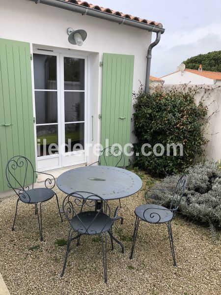 Photo 21 : PATIO d'une maison située à Le Bois-Plage-en-Ré, île de Ré.