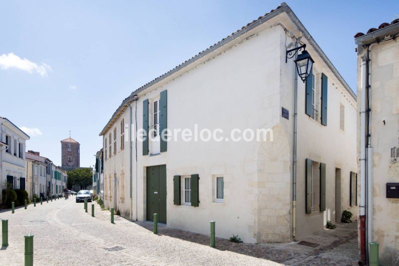 Photo 9 : EXTERIEUR d'une maison située à La Flotte-en-Ré, île de Ré.