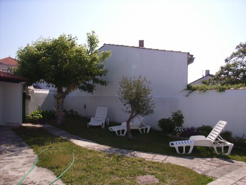 Photo 2 : NC d'une maison située à La Couarde-sur-mer, île de Ré.