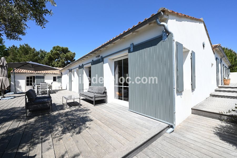 Photo 6 : NC d'une maison située à Sainte-Marie, île de Ré.