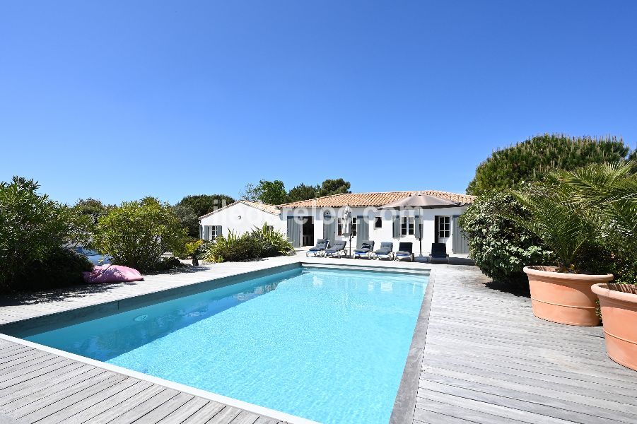 Photo 1 : NC d'une maison située à Sainte-Marie, île de Ré.