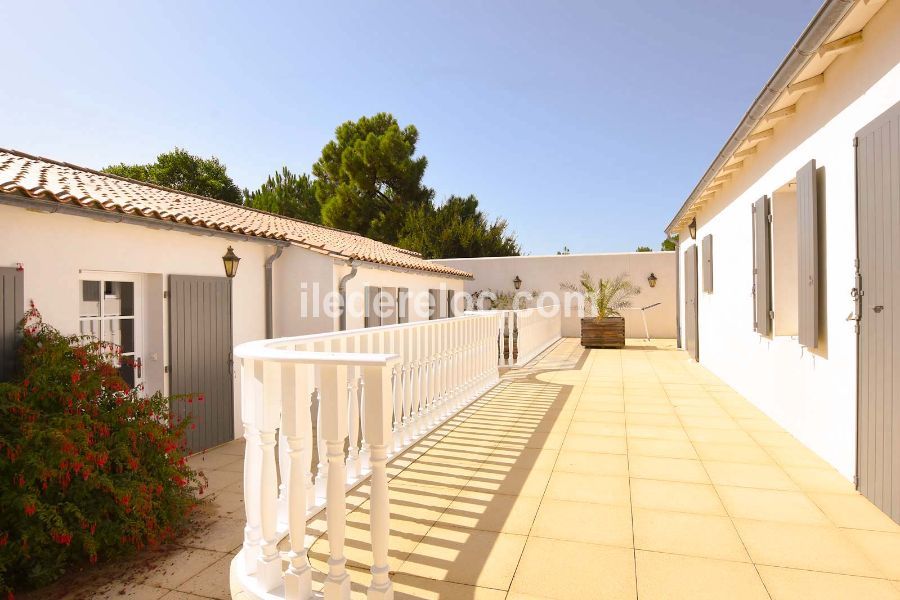 Photo 48 : PATIO d'une maison située à Sainte-Marie, île de Ré.