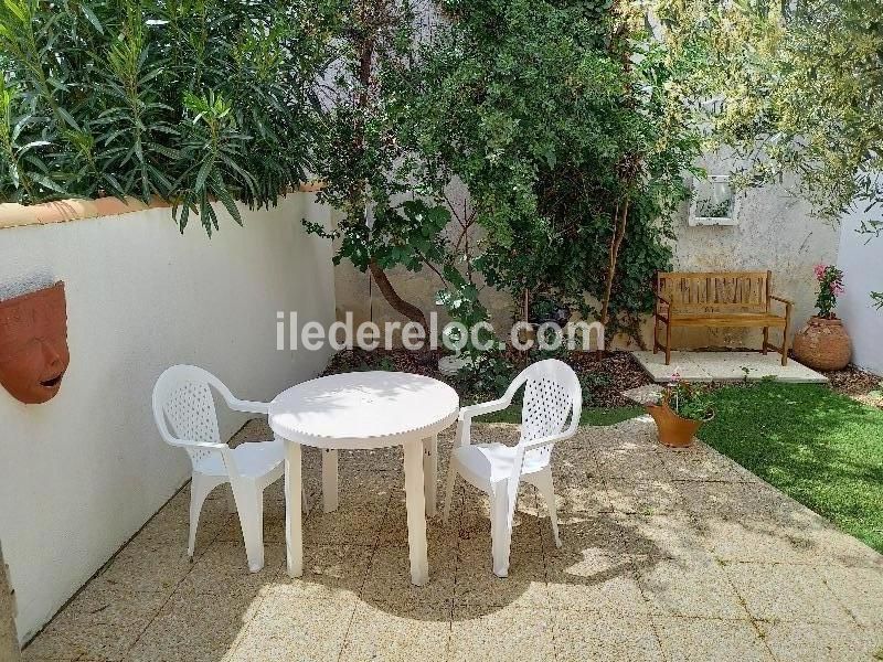 Photo 5 : JARDIN d'une maison située à Saint-Martin-de-Ré, île de Ré.