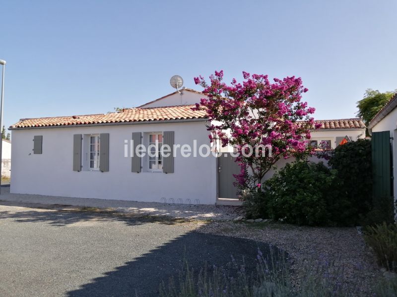 Photo 13 : EXTERIEUR d'une maison située à Le Bois-Plage-en-Ré, île de Ré.