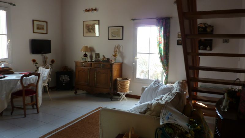 Photo 2 : SEJOUR d'une maison située à Saint-Martin-de-Ré, île de Ré.
