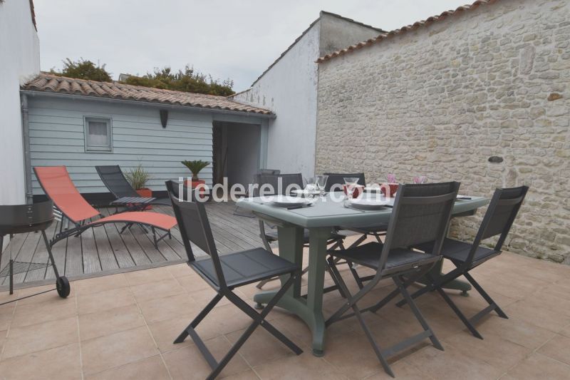 Photo 6 : EXTERIEUR d'une maison située à Le Bois-Plage-en-Ré, île de Ré.