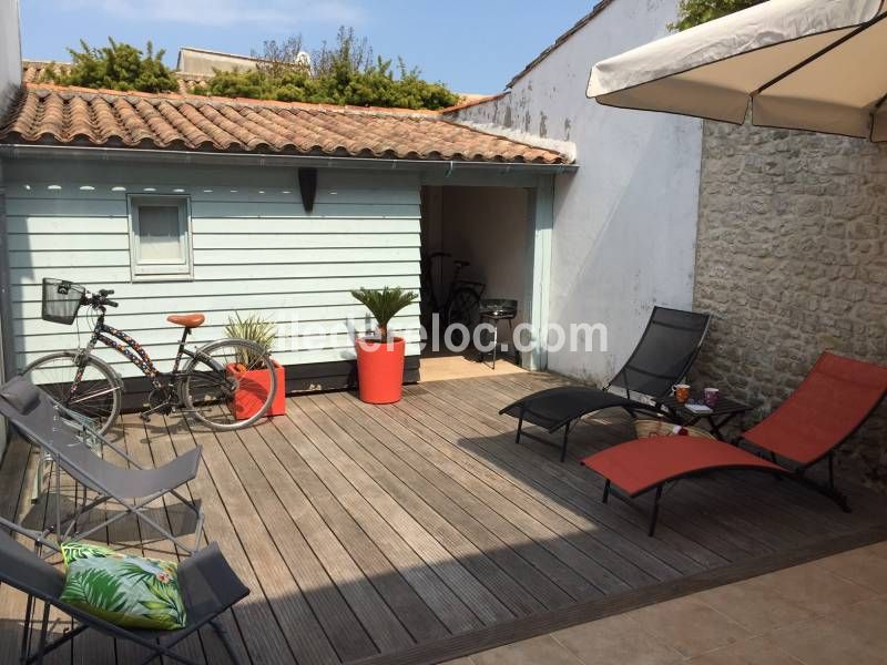 Photo 2 : EXTERIEUR d'une maison située à Le Bois-Plage-en-Ré, île de Ré.