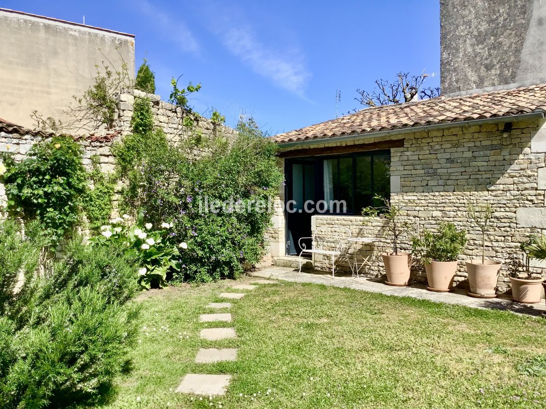 Photo 23 : NC d'une maison située à Sainte-Marie-de-Ré, île de Ré.