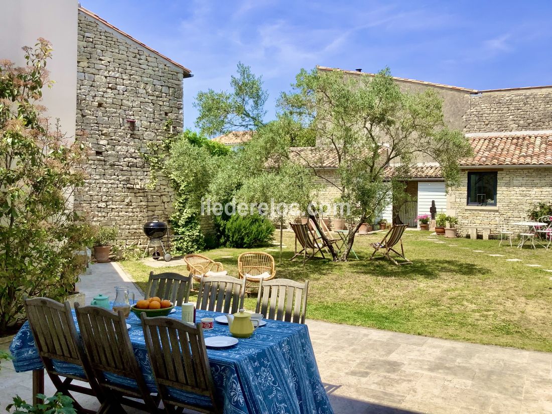 Photo 2 : NC d'une maison située à Sainte-Marie-de-Ré, île de Ré.