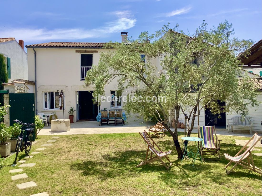 Photo 1 : NC d'une maison située à Sainte-Marie-de-Ré, île de Ré.