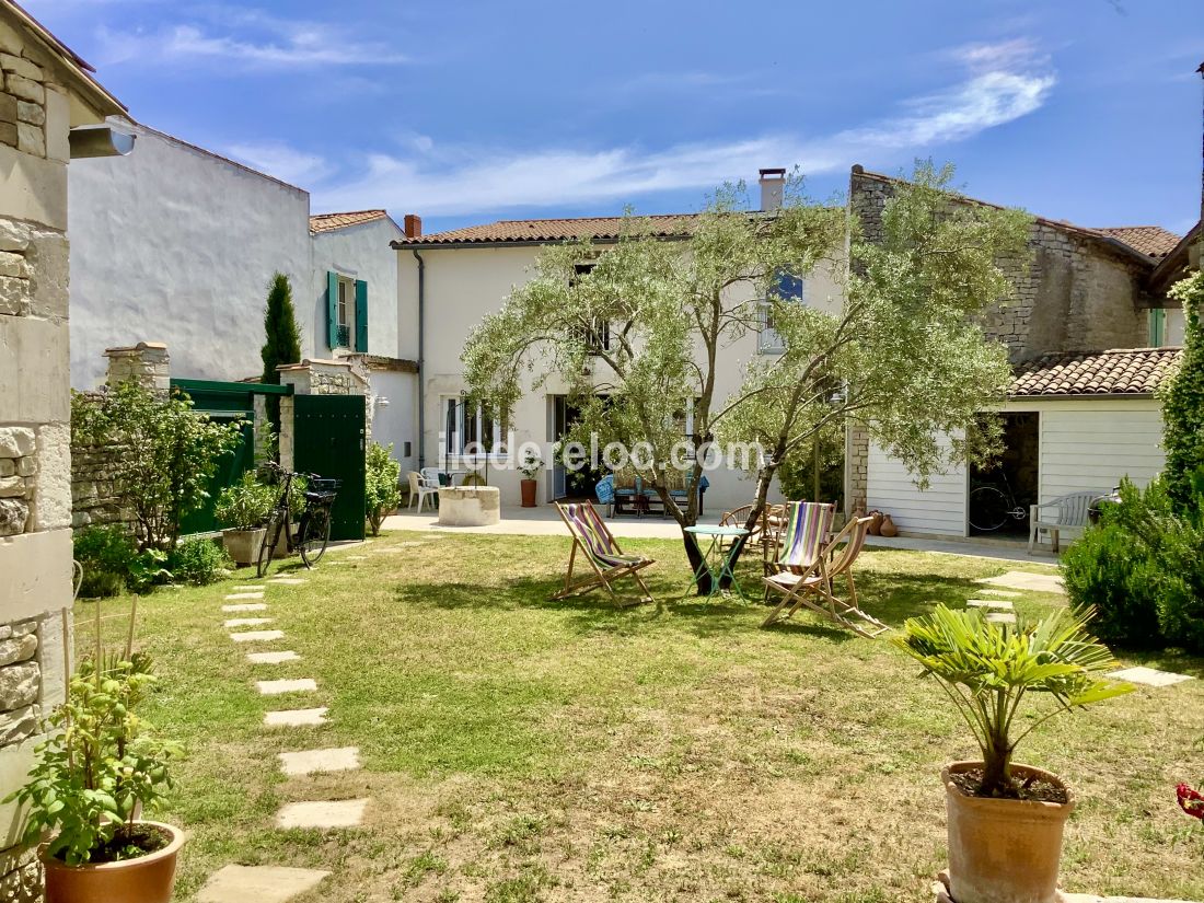 Photo 26 : NC d'une maison située à Sainte-Marie-de-Ré, île de Ré.