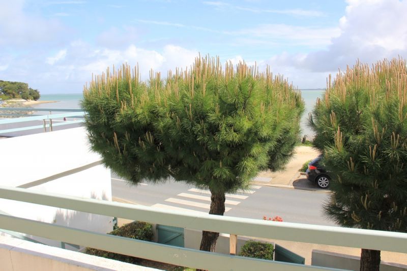 Photo 7 : EXTERIEUR d'une maison située à Rivedoux-Plage, île de Ré.