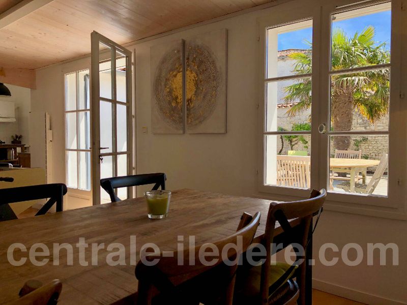 Photo 8 : NC d'une maison située à Le Bois-Plage-en-Ré, île de Ré.