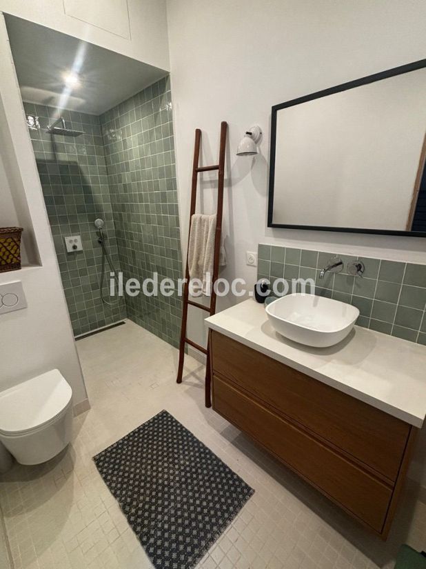 Photo 13 : NC d'une maison situ&eacute;e &agrave; Le Bois-Plage-en-R&eacute;, &icirc;le de R&eacute;.