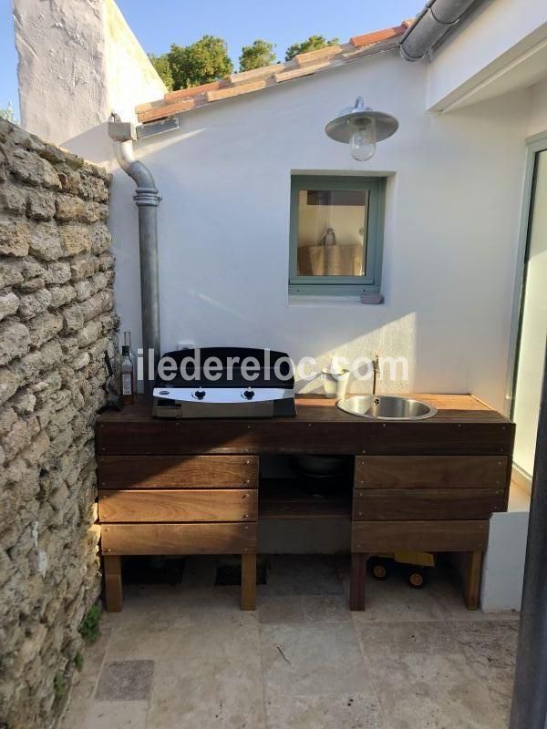 Photo 15 : TERRASSE d'une maison située à Les Portes-en-Ré, île de Ré.