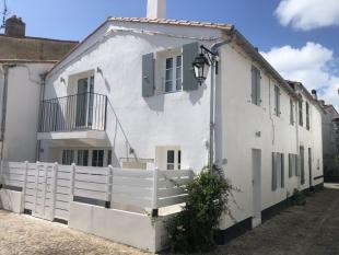 Ile de Ré:Maison rhetaise totalement renovee