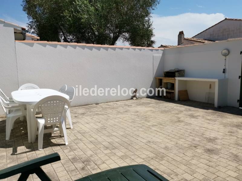 Photo 3 : NC d'une maison située à Sainte-Marie, île de Ré.