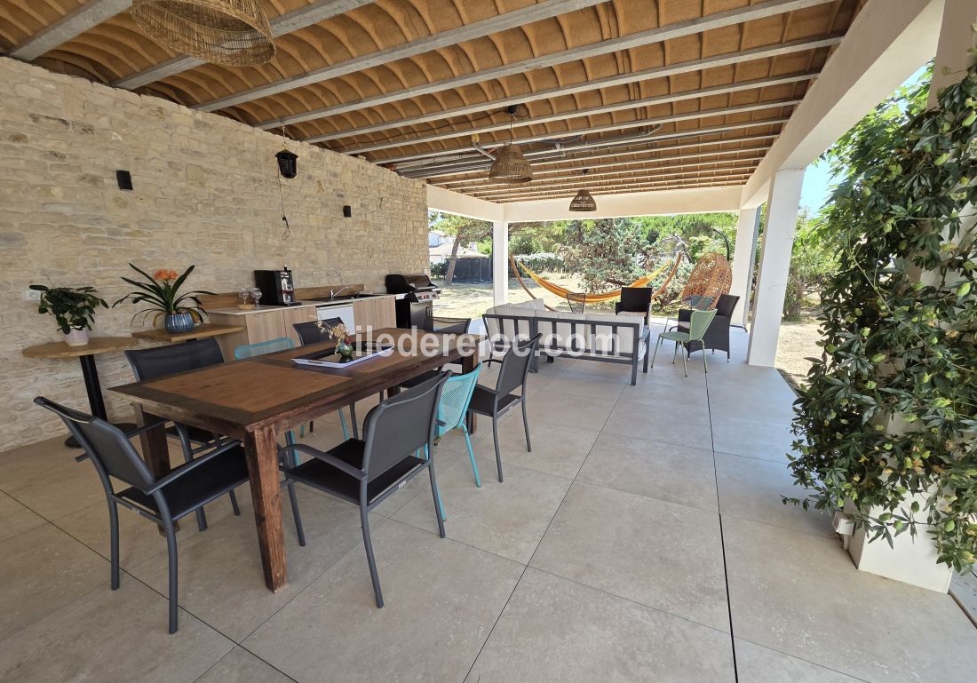 Photo 6 : PATIO d'une maison situ&eacute;e &agrave; La Couarde-sur-mer, &icirc;le de R&eacute;.