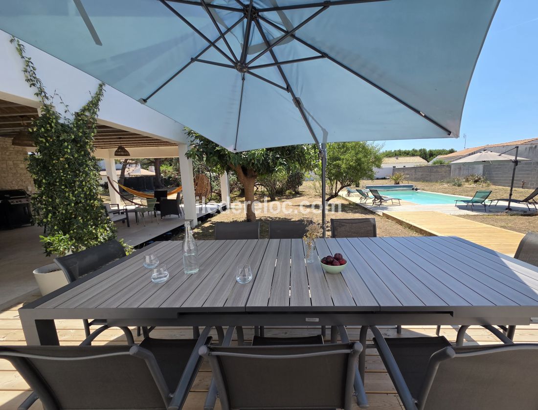 Photo 13 : TERRASSE d'une maison situ&eacute;e &agrave; La Couarde-sur-mer, &icirc;le de R&eacute;.