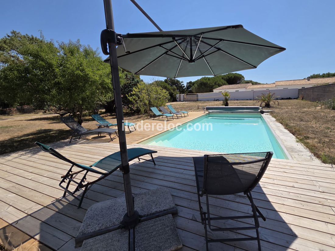 Photo 4 : PISCINE d'une maison situ&eacute;e &agrave; La Couarde-sur-mer, &icirc;le de R&eacute;.