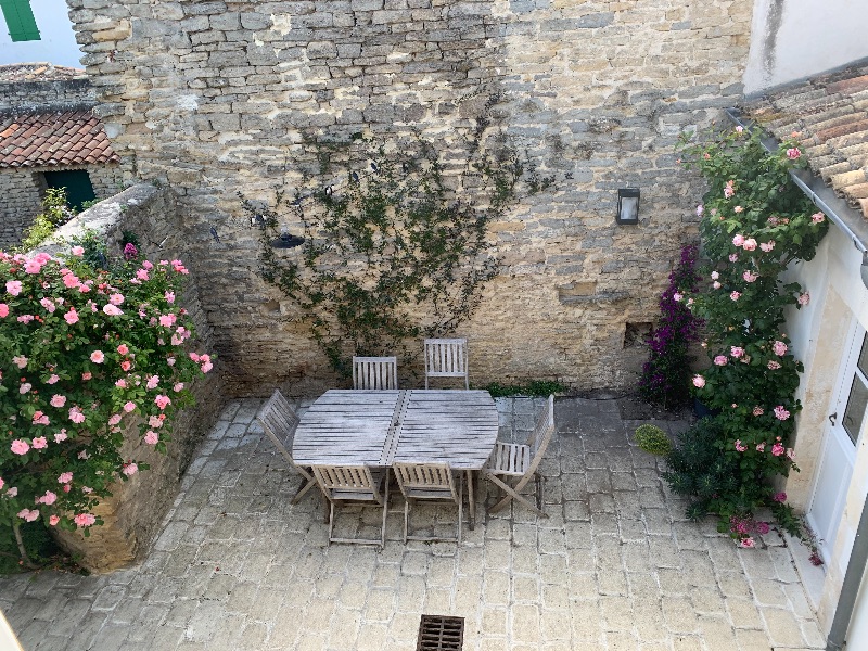 Photo 15 : EXTERIEUR d'une maison située à Les Portes-en-Ré, île de Ré.