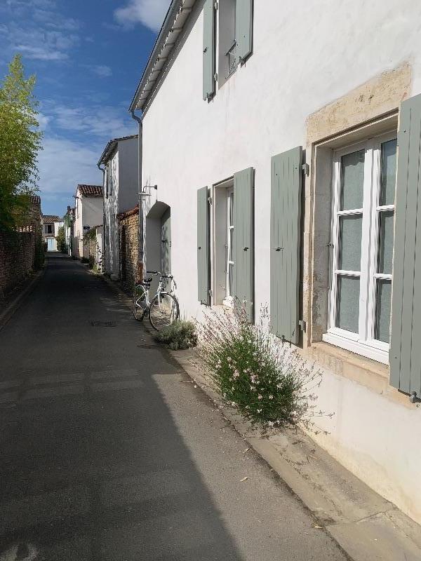 Photo 18 : EXTERIEUR d'une maison située à Les Portes-en-Ré, île de Ré.