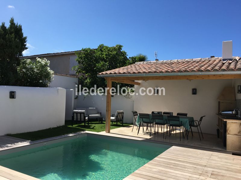 Photo 1 : NC d'une maison située à La Couarde-sur-mer, île de Ré.