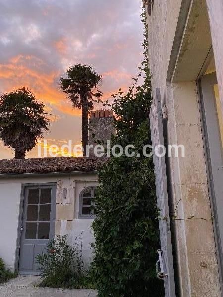 Photo 31 : EXTERIEUR d'une maison située à Le Bois-Plage-en-Ré, île de Ré.