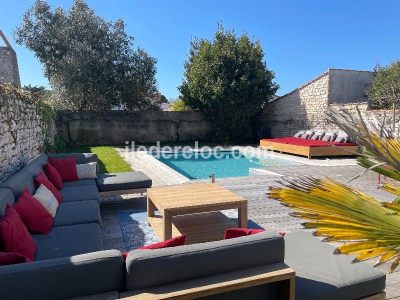 Photo 3 : EXTERIEUR d'une maison située à Le Bois-Plage-en-Ré, île de Ré.