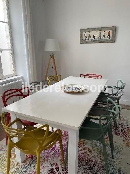 Photo 10 : SEJOUR d'une maison située à Le Bois-Plage-en-Ré, île de Ré.