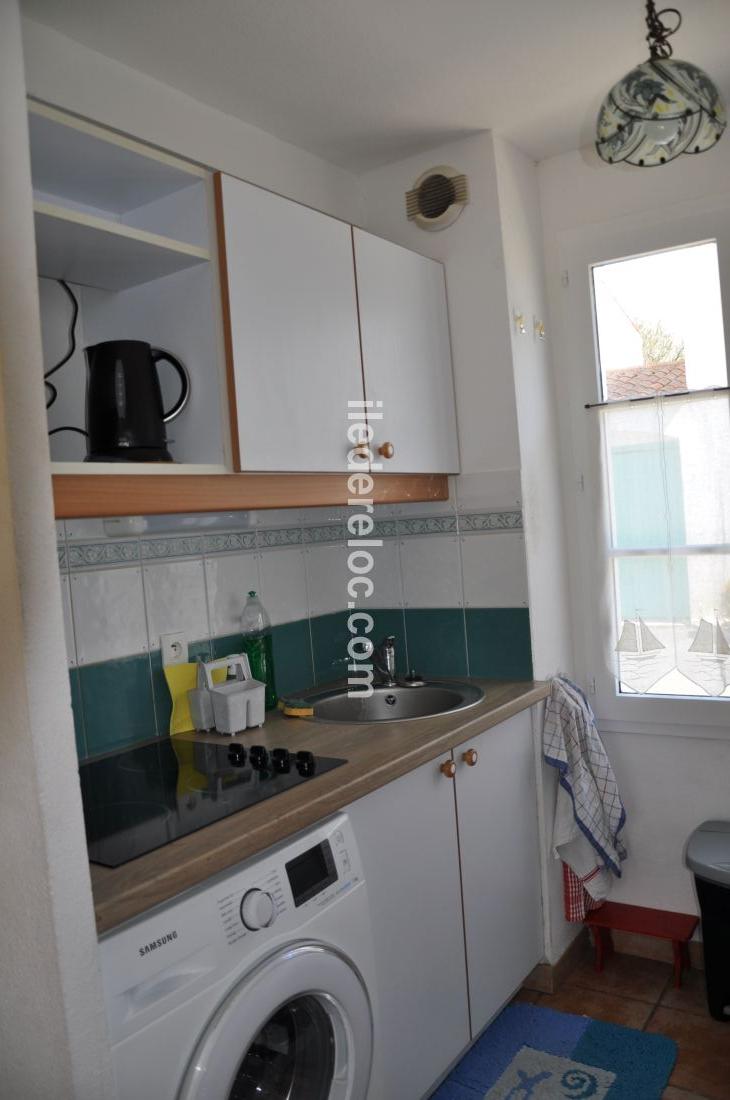 Photo 11 : NC d'une maison situ&eacute;e &agrave; Ars en R&eacute;, &icirc;le de R&eacute;.