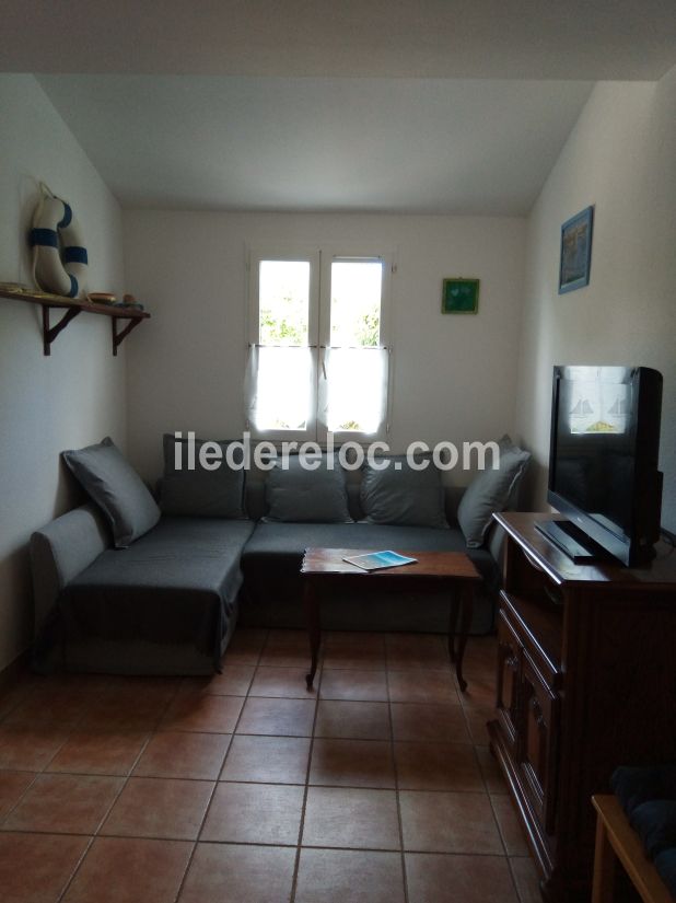 Photo 7 : NC d'une maison situ&eacute;e &agrave; Ars en R&eacute;, &icirc;le de R&eacute;.