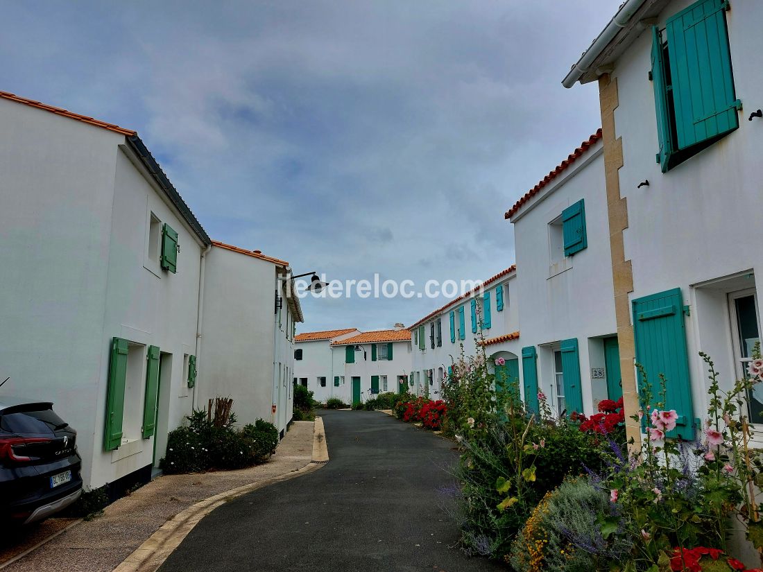 Photo 13 : NC d'une maison situ&eacute;e &agrave; Ars en R&eacute;, &icirc;le de R&eacute;.