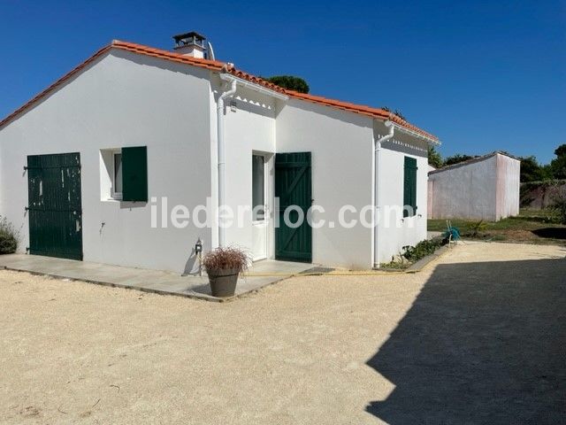 Photo 16 : EXTERIEUR d'une maison située à Le Bois-Plage-en-Ré, île de Ré.