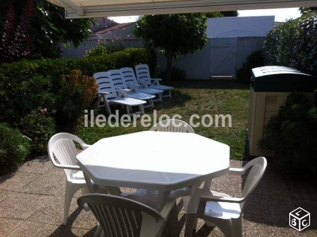 Photo 3 : TERRASSE d'une maison située à Ars, île de Ré.